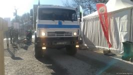 Sülhməramlılara aid 16 təminat avtomobili Laçın yolundan keçib (FOTO)