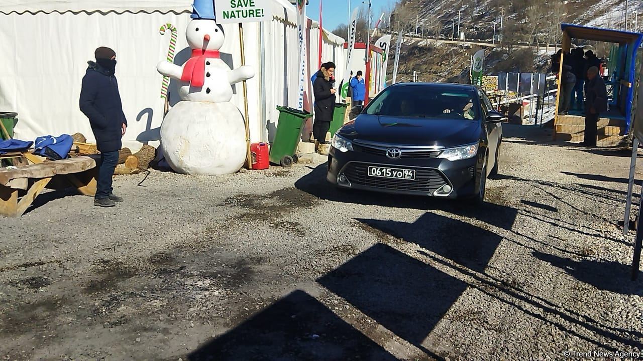 Sülhməramlılara aid 28 avtomobili Laçın yolundan keçib (FOTO)