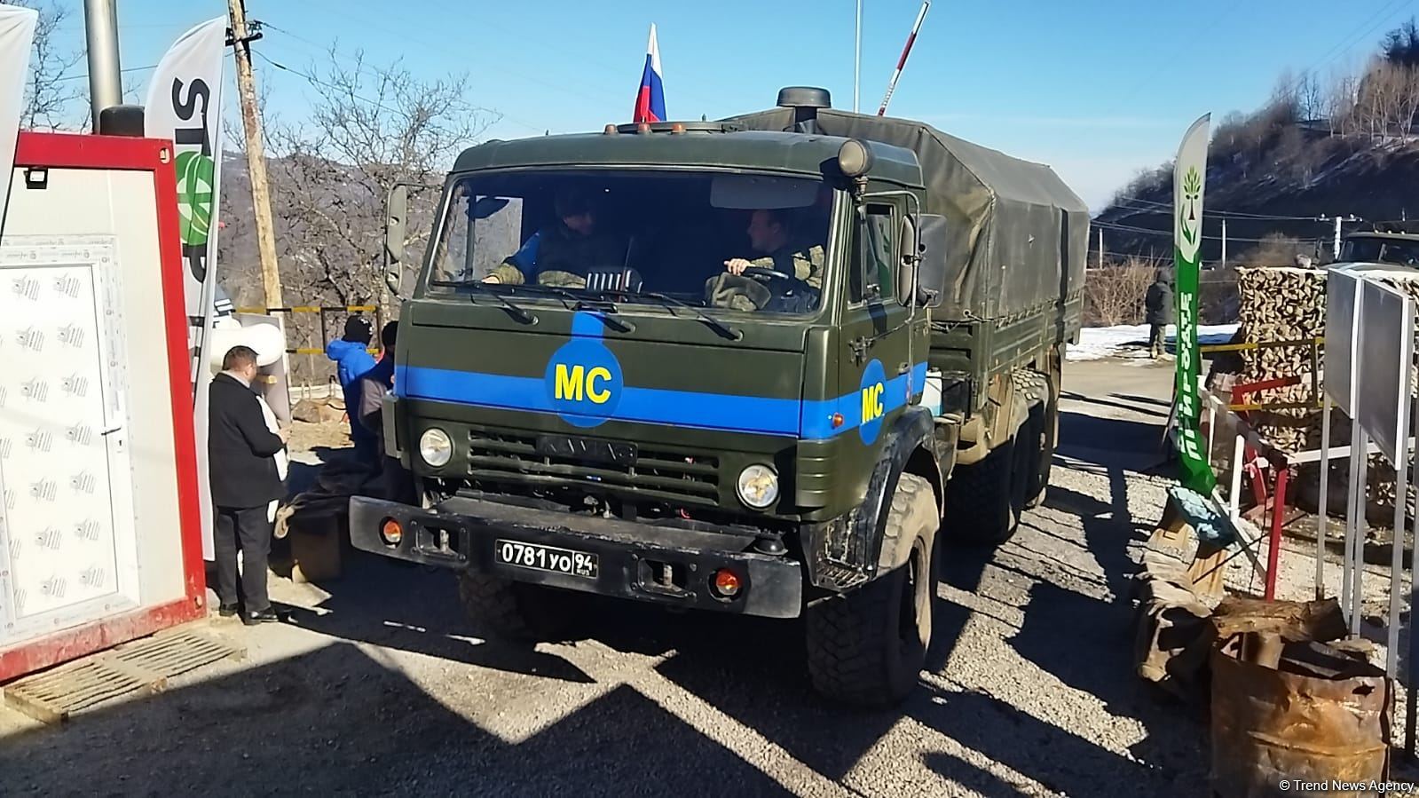 Bu gün Laçın-Xankəndi yolundan RSK-ya məxsus 7 avtomobil keçib (FOTO)