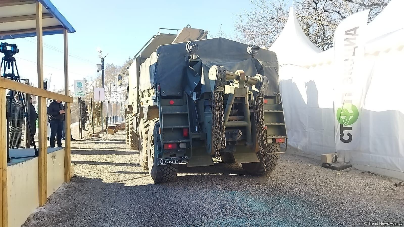 Bu gün Laçın-Xankəndi yolundan RSK-ya məxsus 7 avtomobil keçib (FOTO)
