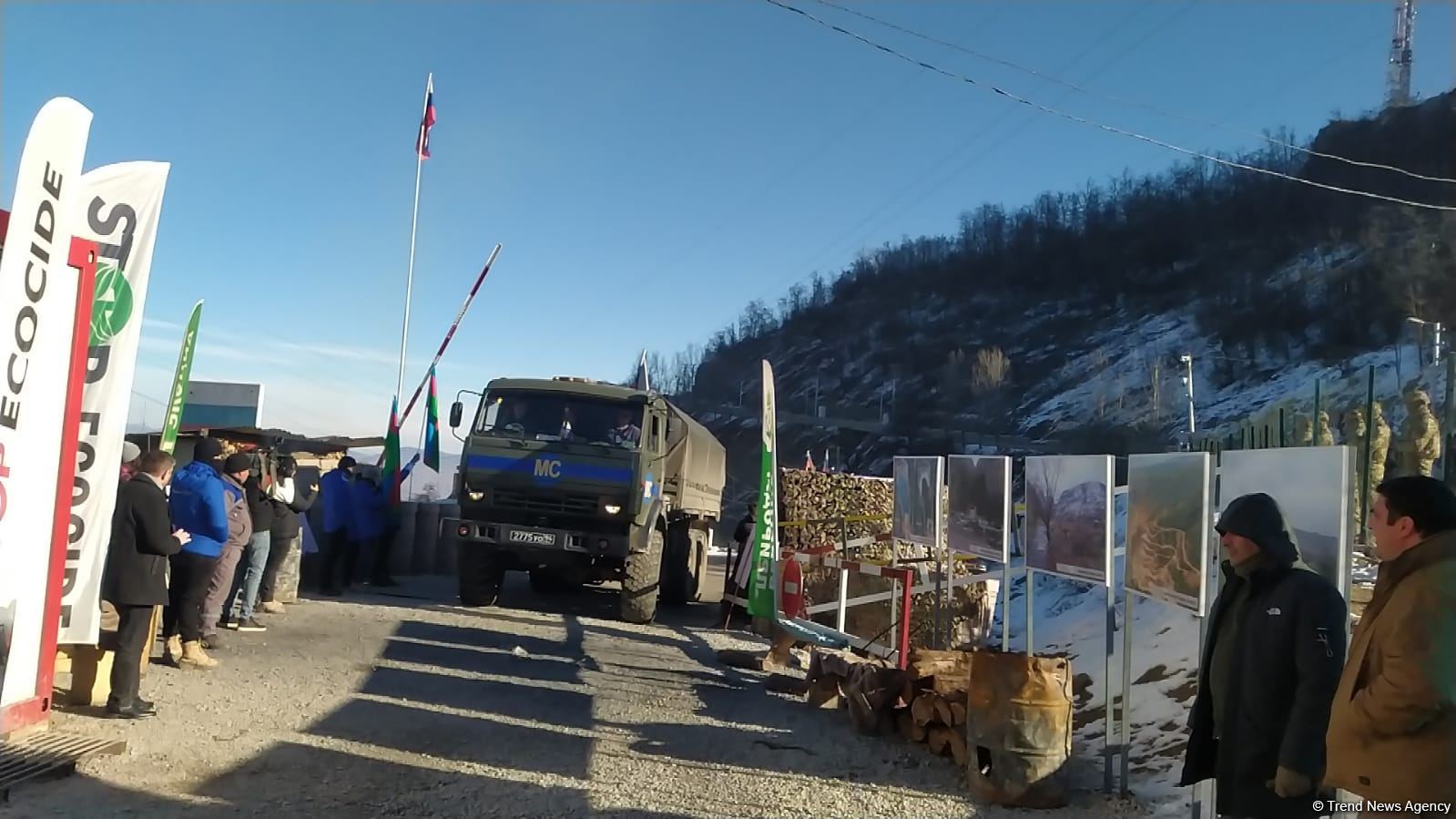Bu gün Laçın-Xankəndi yolundan RSK-ya məxsus 3 avtomobil keçib (FOTO/VİDEO)