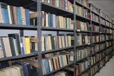 Respublika Elmi-Texniki Kitabxanasının Qızıl fondunda 4 minə yaxın ədəbiyyat saxlanılır (FOTO)