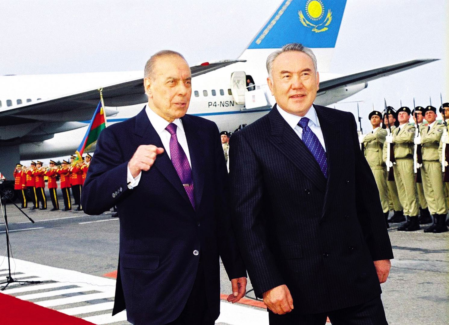 Lider, yaradıcı və strateq - Heydər Əliyev haqqında fikirlər (FOTO)