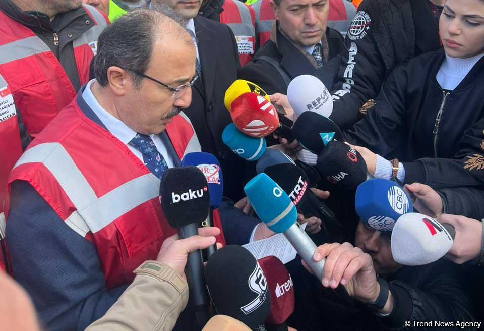 Azərbaycandan göndərilən modul evlər Türkiyədə bir bölgədə toplanacaq - Cahit Bağcı
