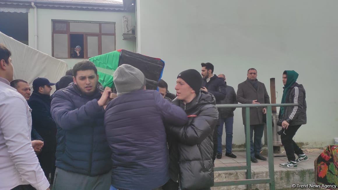 Türkiyədə zəlzələdə həlak olan tələbə Hümam İsmayıllı dəfn olunub (FOTO) (ƏLAVƏ OLUNUB)