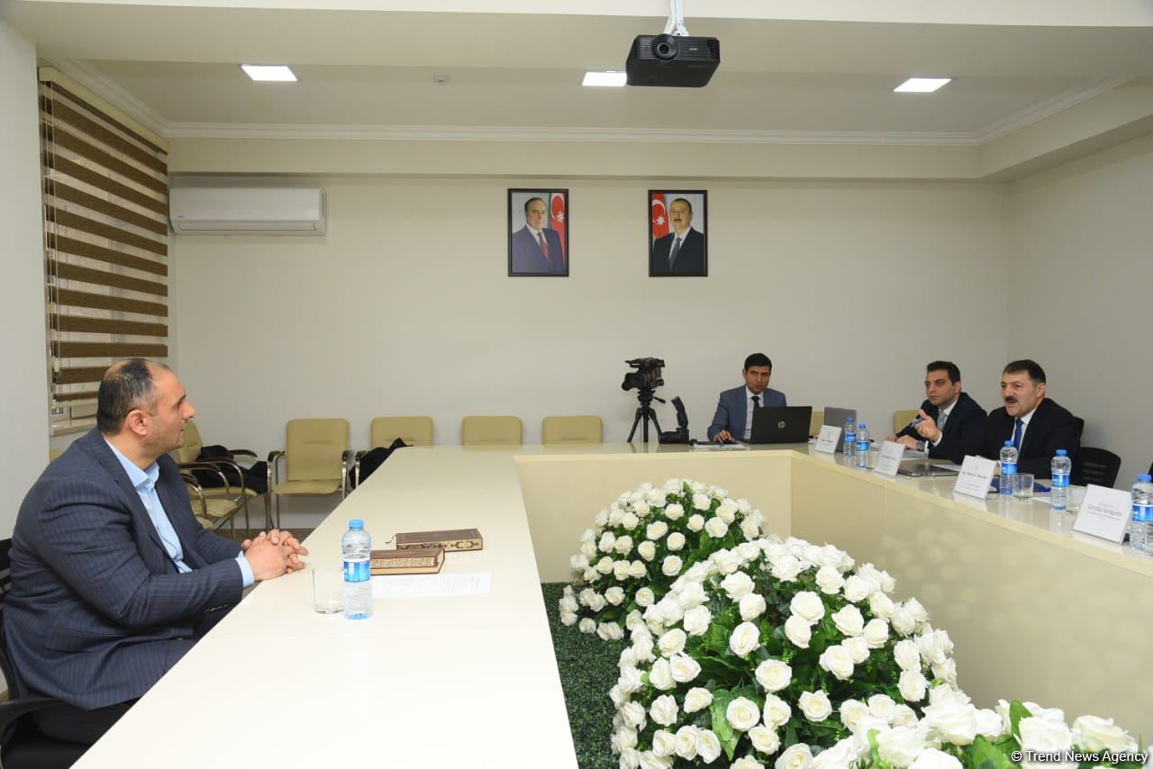 Məscidlərdə imam və imam müavini vəzifələri üzrə müsahibə keçirilir (FOTO)