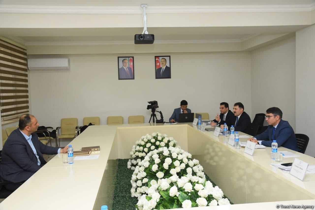 Məscidlərdə imam və imam müavini vəzifələri üzrə müsahibə keçirilir (FOTO)