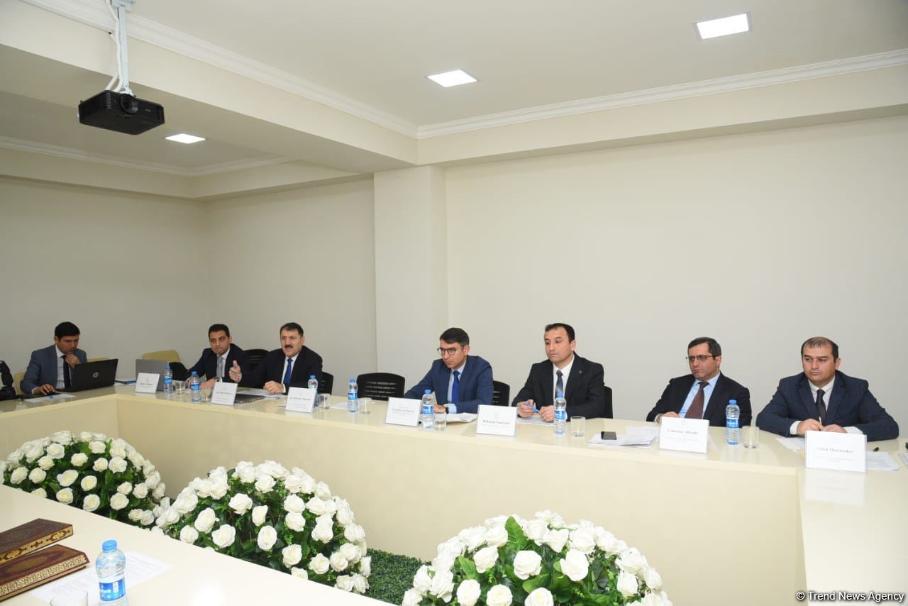 Məscidlərdə imam və imam müavini vəzifələri üzrə müsahibə keçirilir (FOTO)