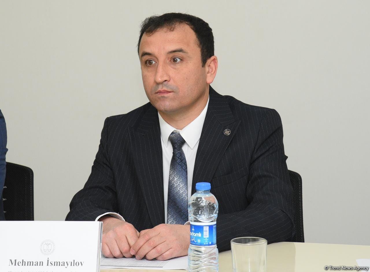 Məscidlərdə imam və imam müavini vəzifələri üzrə müsahibə keçirilir (FOTO)