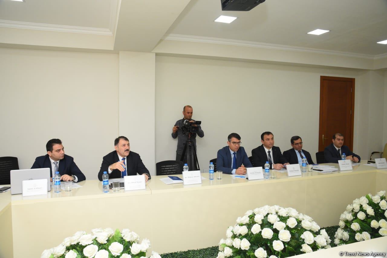 Məscidlərdə imam və imam müavini vəzifələri üzrə müsahibə keçirilir (FOTO)