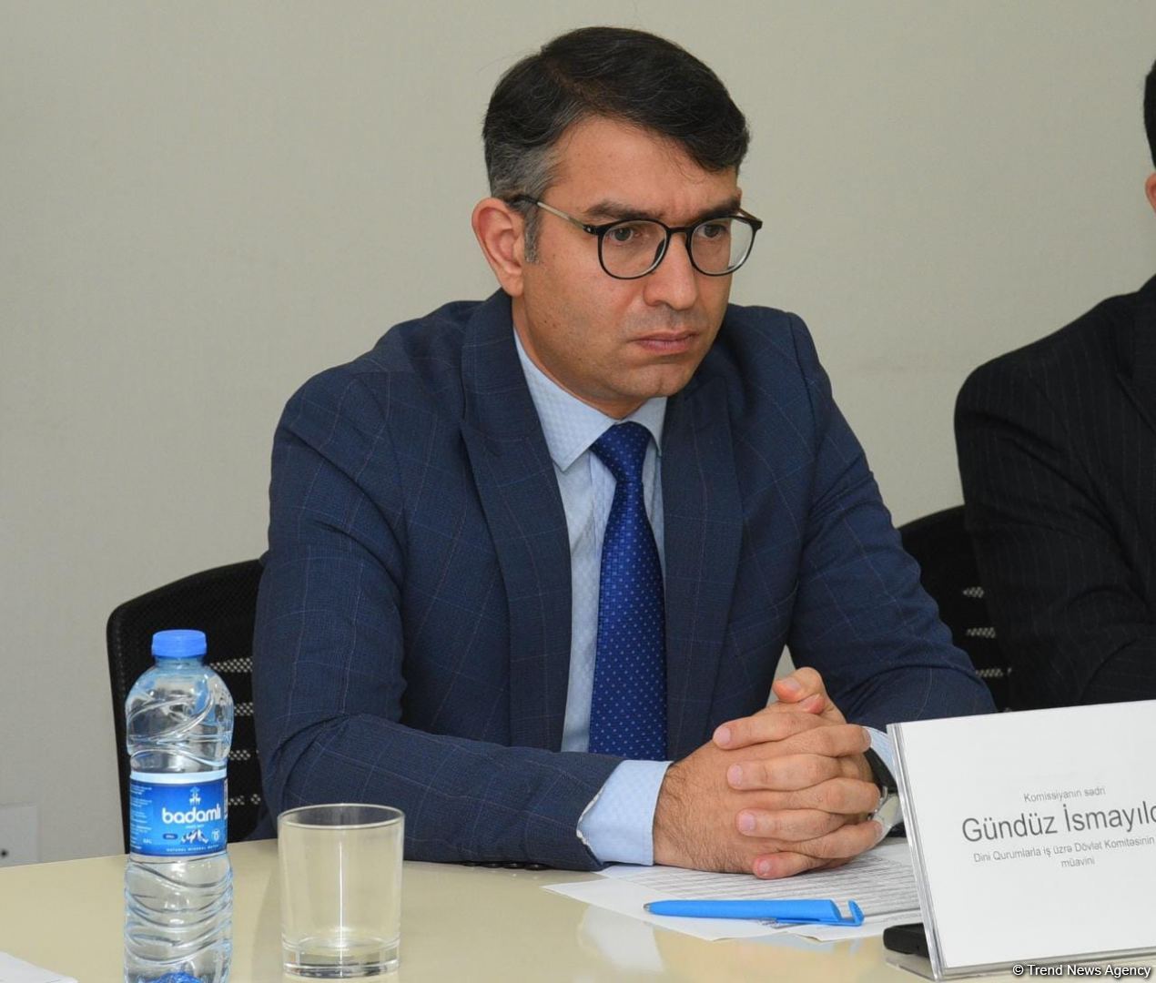 Məscidlərdə imam və imam müavini vəzifələri üzrə müsahibə keçirilir (FOTO)