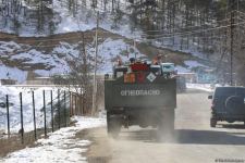 Sülhməramlılara aid 28 avtomobil Laçın yolundan keçib (FOTO)