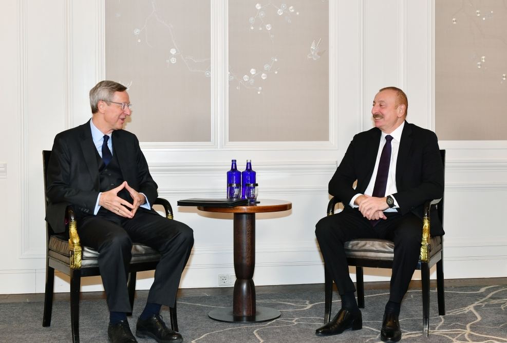 Prezident İlham Əliyev Münxendə Almaniyanın Şərqi Biznes Assosiasiyasının baş icraçı direktoru ilə görüşüb (FOTO) (YENİLƏNİB)
