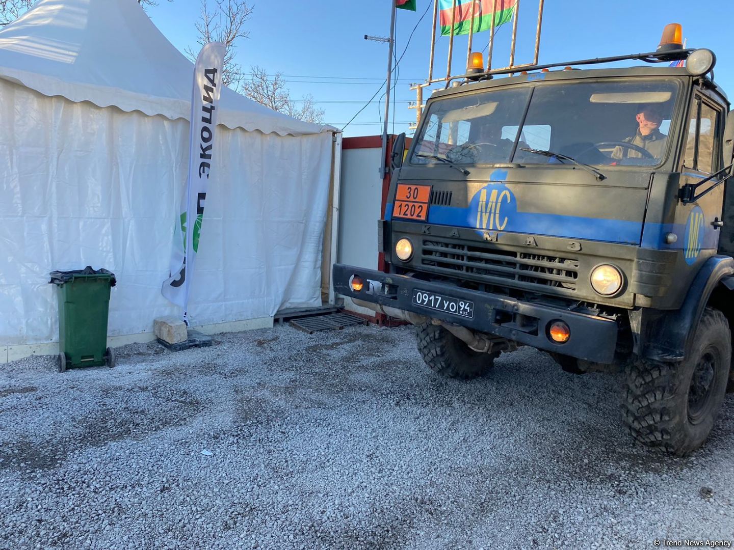 Sülhməramlılara aid 9 avtomobil Laçın yolundan keçib (FOTO)