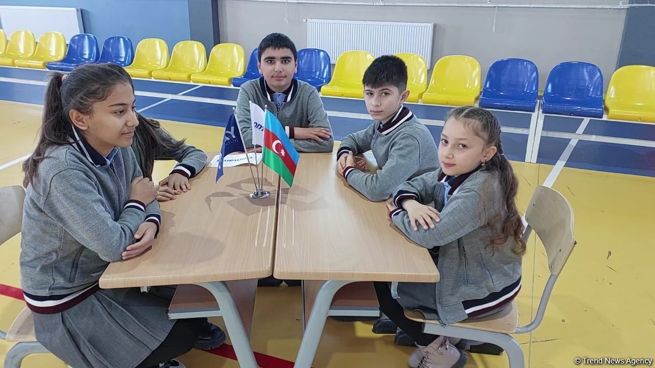 Ağalı kəndində “Heydər Əliyev və gələcəyə aparan yollar” adlı tədbir keçirilib (FOTO)