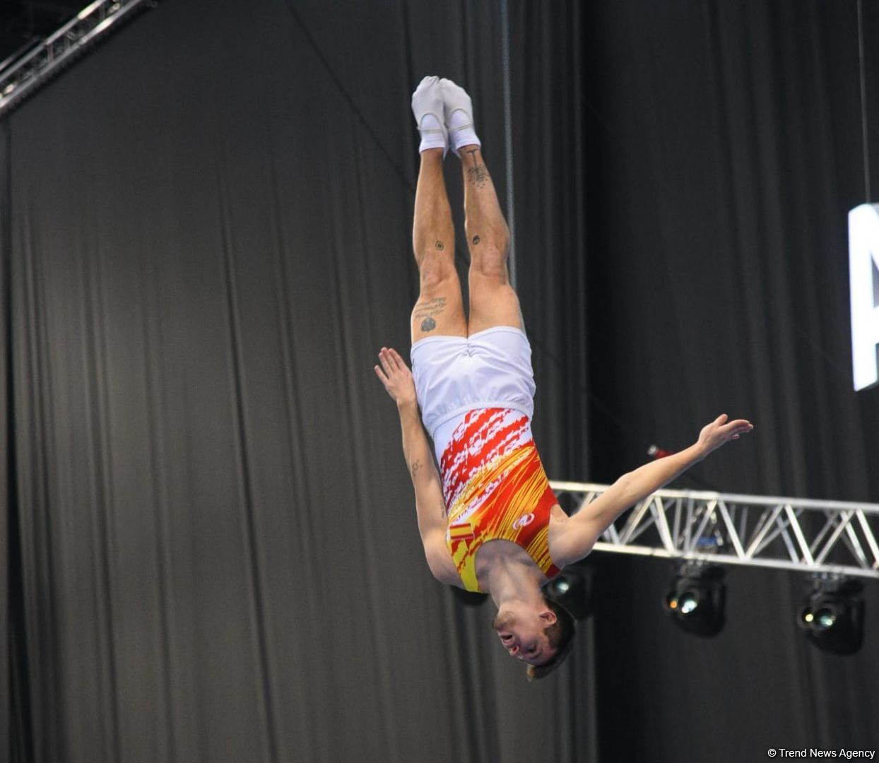 Bakıda Batut gimnastikası üzrə dünya kubokunun final gününə start verilib (FOTO)