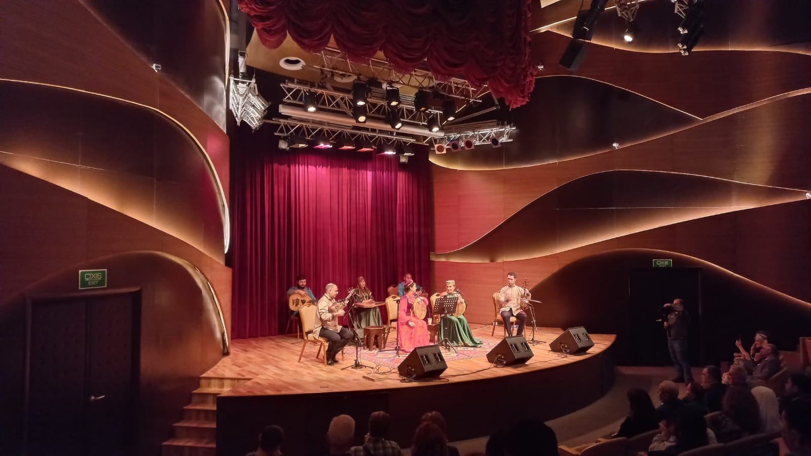 Beynəlxalq Muğam Mərkəzində "Muğam axşamları" konserti olub (FOTO)