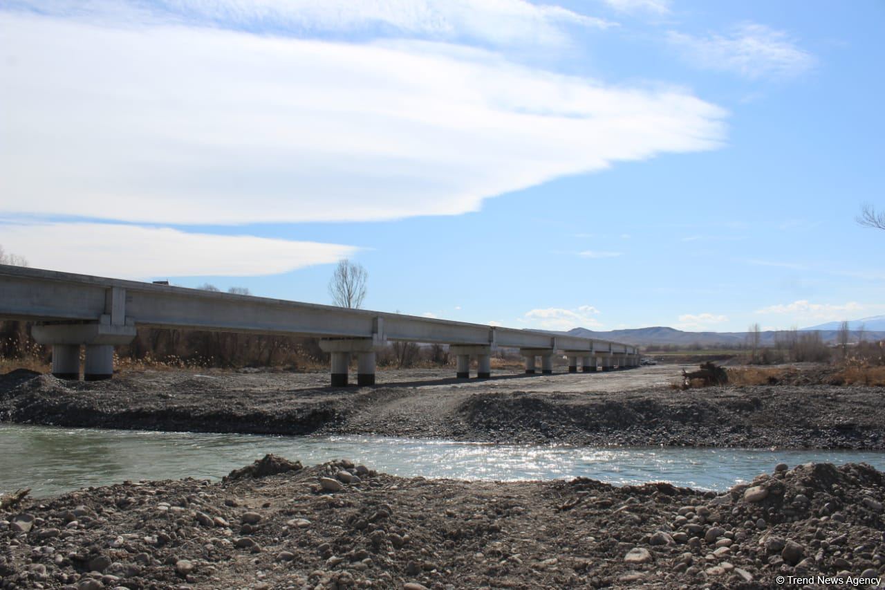 Horadiz - Ağbənd dəmir yolunun tikintisi davam etdirilir (FOTO)