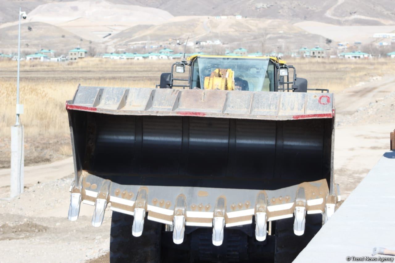 Horadiz - Ağbənd dəmir yolunun tikintisi davam etdirilir (FOTO)