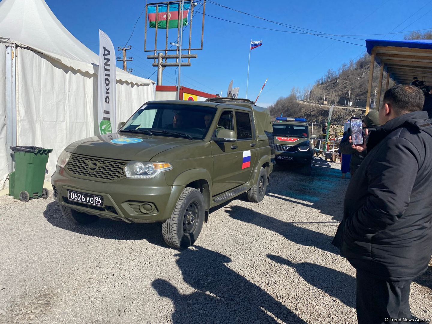 Sülhməramlıların 9 avtomobili Laçın yolundan keçib (FOTO)