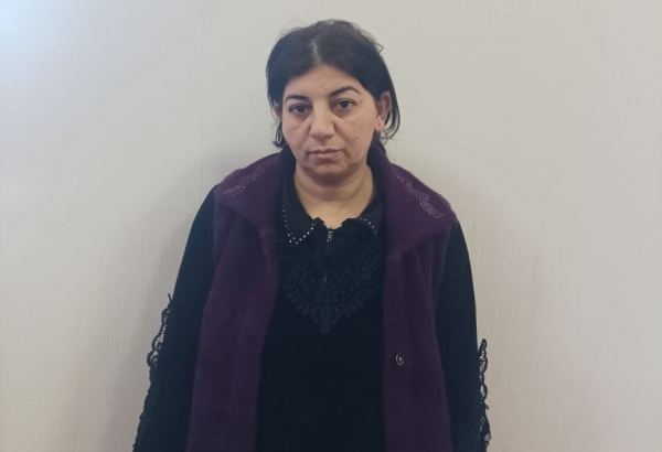 Naftalanda falçı Rübabə vətəndaşı aldadıb 1500 manatını aldı