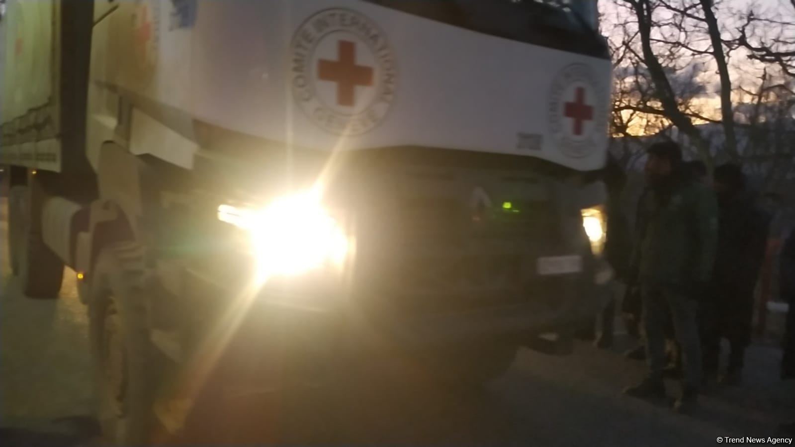 BQXK-ya məxsus avtomobillər Laçın yolundan keçərək geri qayıdıb (FOTO)