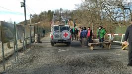 BQXK-ya məxsus avtomobillər Laçın yolundan keçib (FOTO)