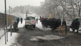 BQXK-ya məxsus avtomobillər Laçın yolundan keçib (FOTO)
