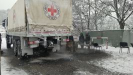 BQXK-ya məxsus avtomobillər Laçın yolundan keçib (FOTO)