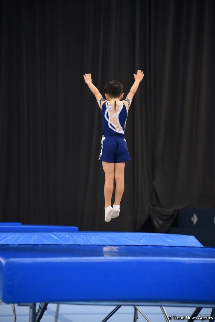Bakıda batut gimnastikası və tamblinq üzrə Azərbaycan birinciliyinə və Bakı çempionatına start verilib (FOTO)