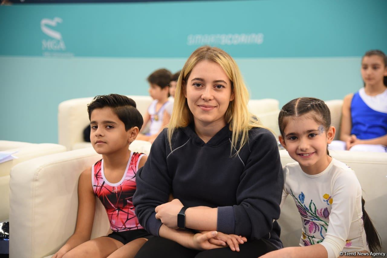 Bakıda batut gimnastikası və tamblinq üzrə Azərbaycan birinciliyinə və Bakı çempionatına start verilib (FOTO)
