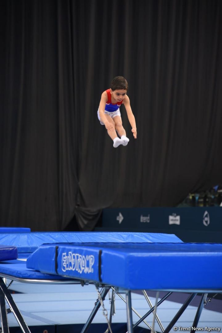 Bakıda batut gimnastikası və tamblinq üzrə Azərbaycan birinciliyinə və Bakı çempionatına start verilib (FOTO)