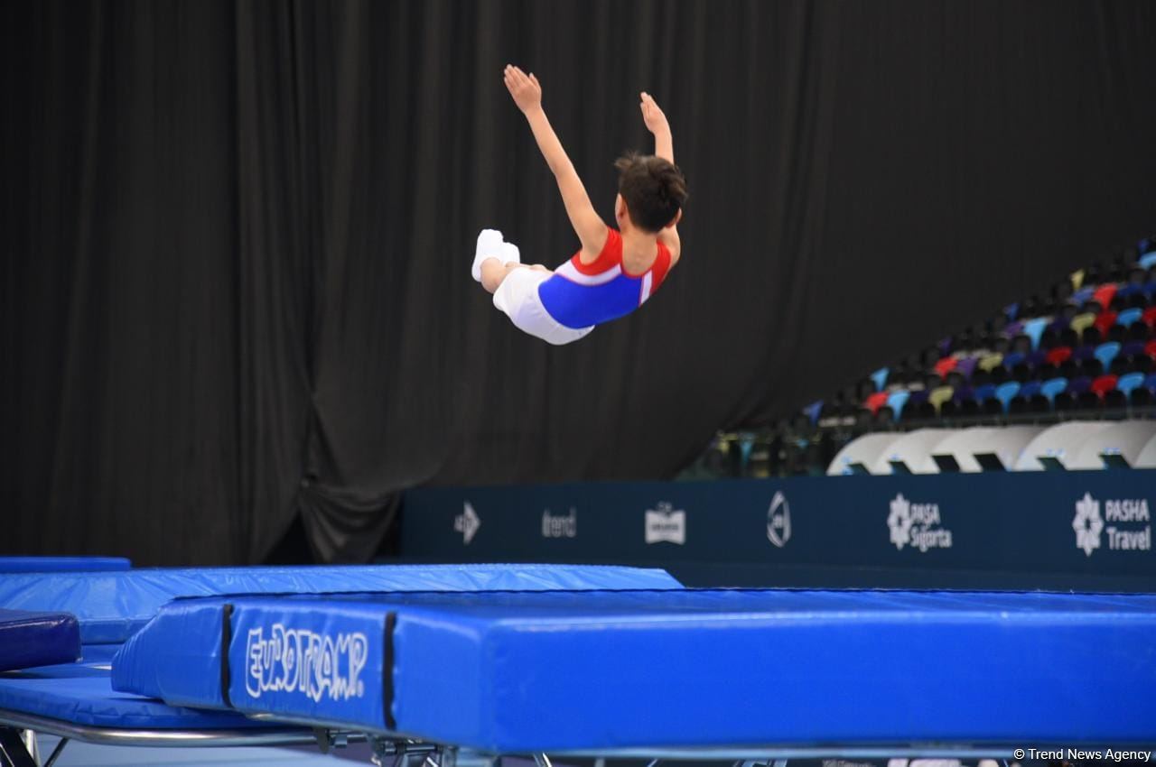 Bakıda batut gimnastikası və tamblinq üzrə Azərbaycan birinciliyinə və Bakı çempionatına start verilib (FOTO)
