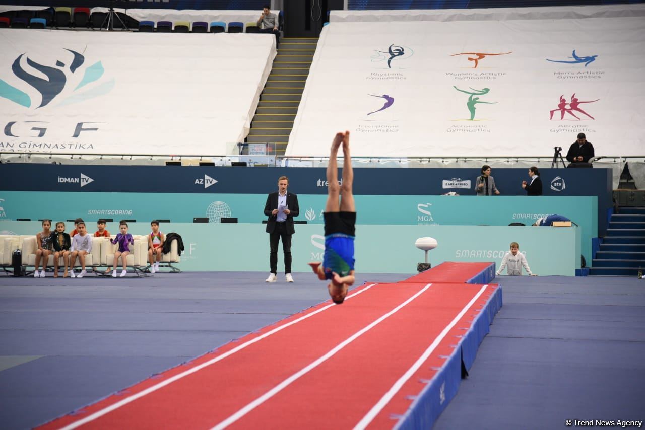 Bakıda batut gimnastikası və tamblinq üzrə Azərbaycan birinciliyinə və Bakı çempionatına start verilib (FOTO)