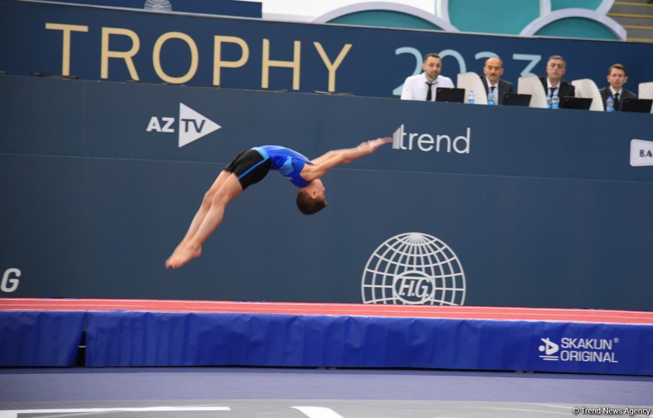 Bakıda batut gimnastikası və tamblinq üzrə Azərbaycan birinciliyinə və Bakı çempionatına start verilib (FOTO)