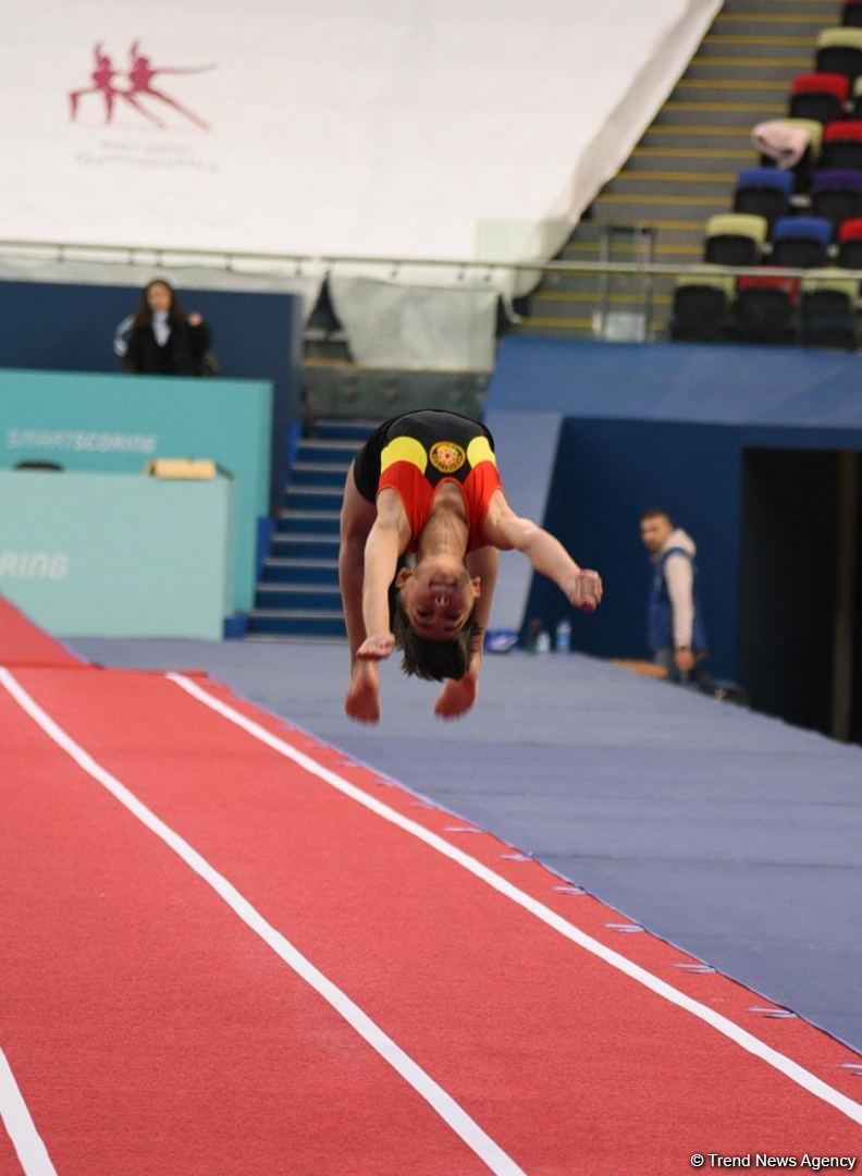 Bakıda batut gimnastikası və tamblinq üzrə Azərbaycan birinciliyinə və Bakı çempionatına start verilib (FOTO)