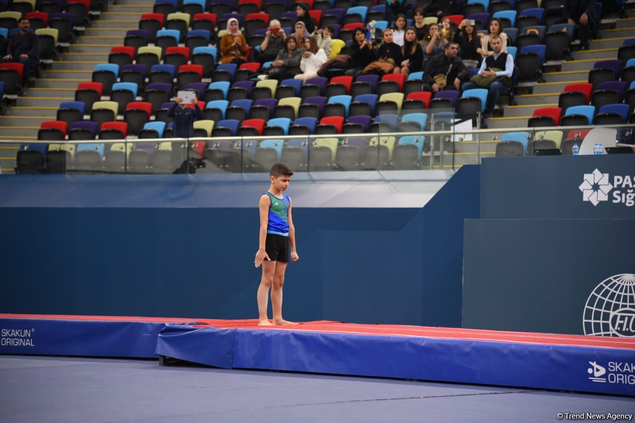 Bakıda batut gimnastikası və tamblinq üzrə Azərbaycan birinciliyinə və Bakı çempionatına start verilib (FOTO)