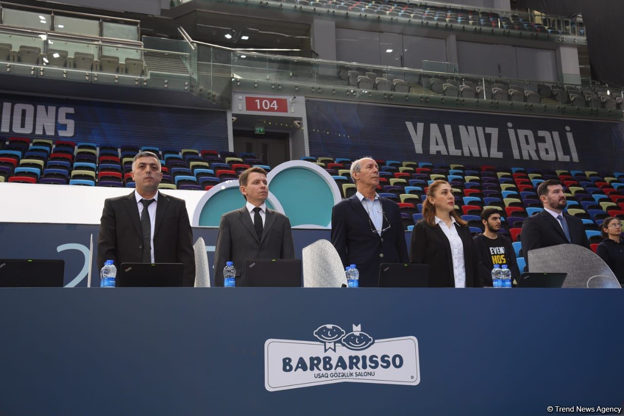Bakıda batut gimnastikası və tamblinq üzrə Azərbaycan birinciliyinə və Bakı çempionatına start verilib (FOTO)