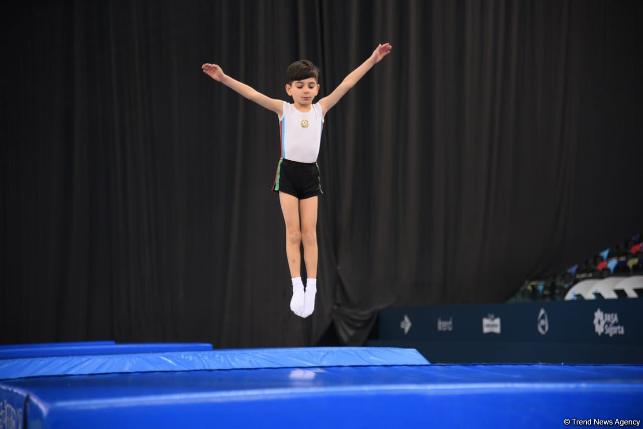 Bakıda batut gimnastikası və tamblinq üzrə Azərbaycan birinciliyinə və Bakı çempionatına start verilib (FOTO)