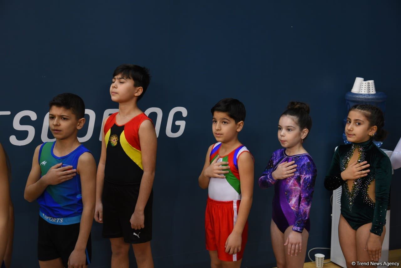 Bakıda batut gimnastikası və tamblinq üzrə Azərbaycan birinciliyinə və Bakı çempionatına start verilib (FOTO)