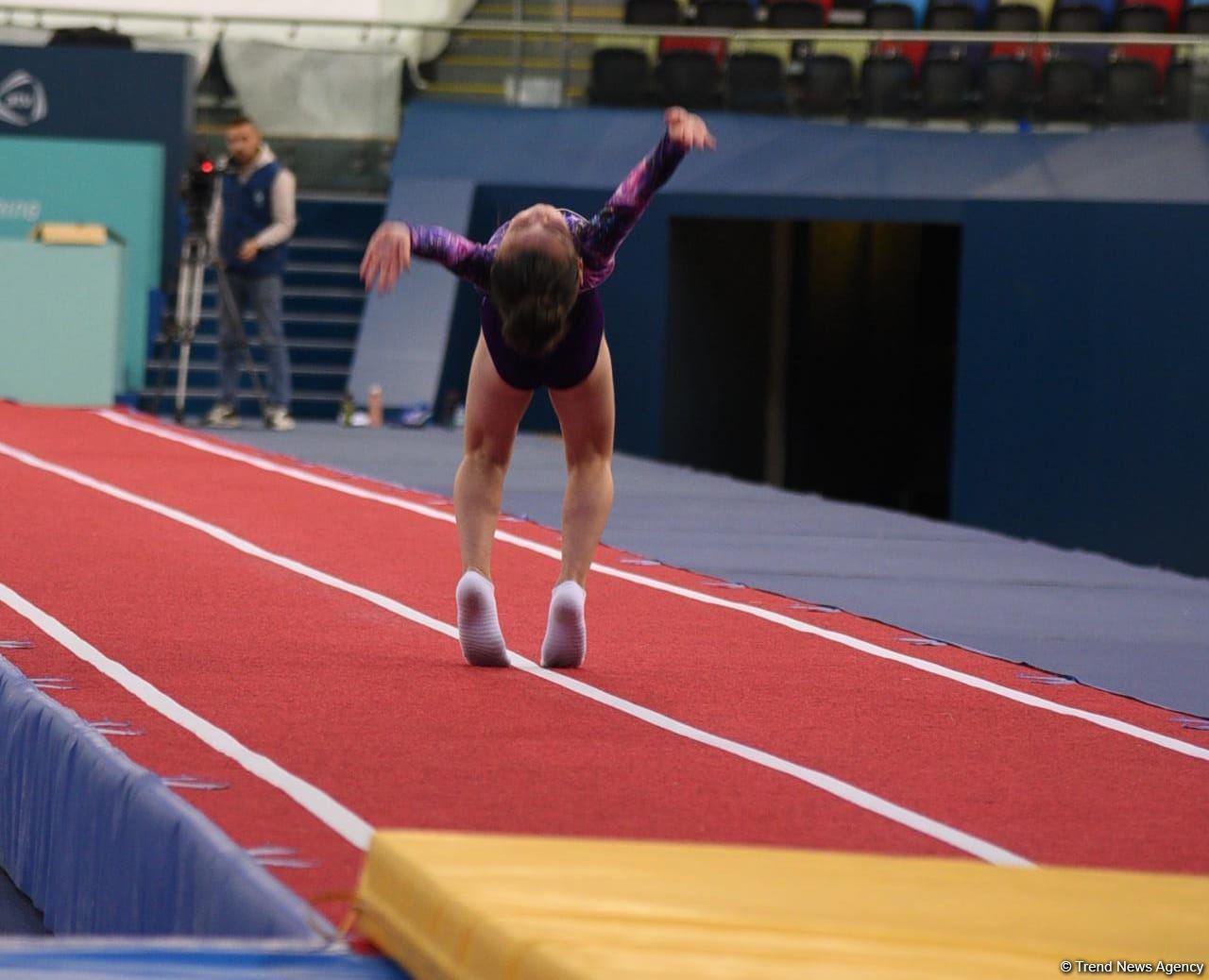 Bakıda batut gimnastikası və tamblinq üzrə Azərbaycan birinciliyinə və Bakı çempionatına start verilib (FOTO)