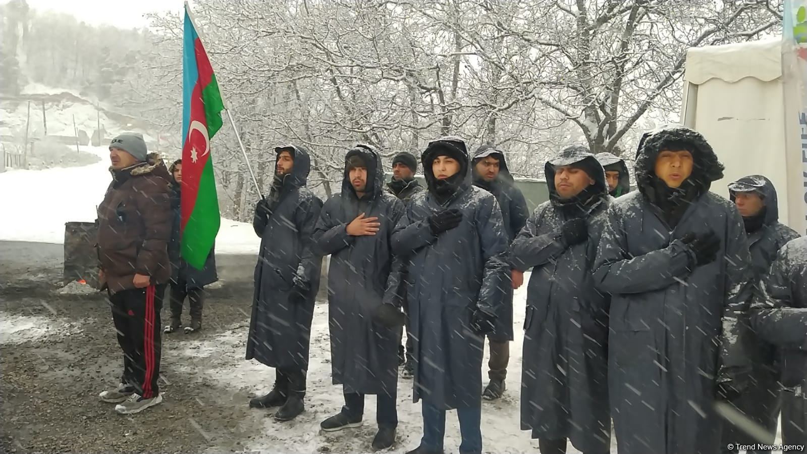 Laçın-Xankəndi yolunda etirazlar 75 gündür davam edir (FOTO)
