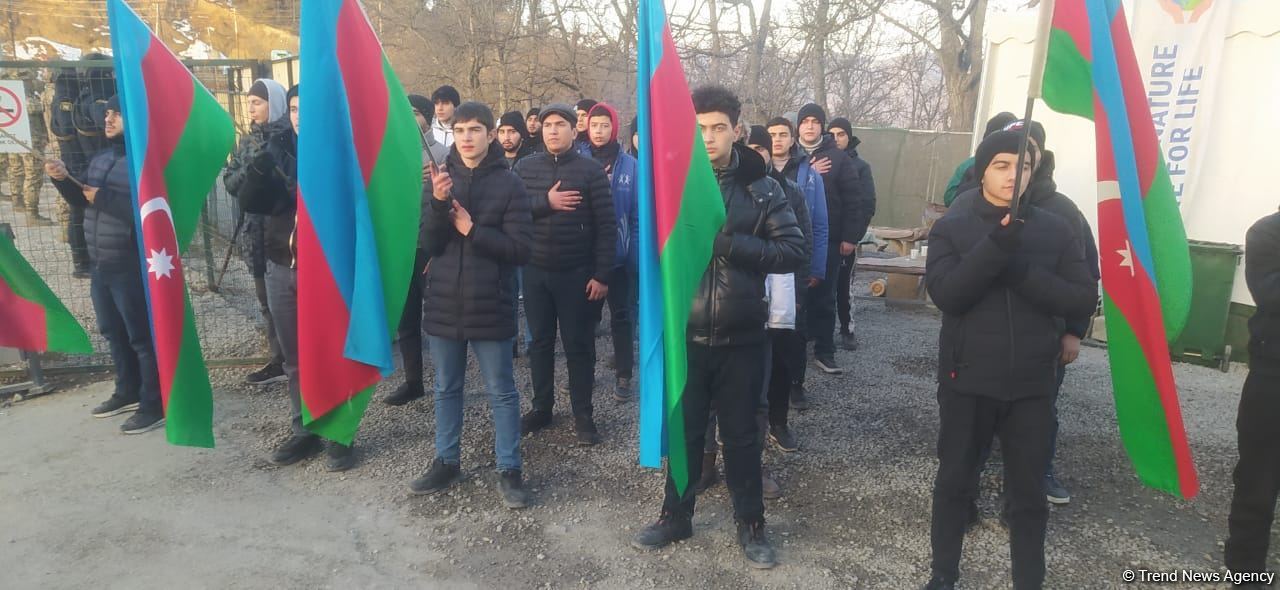 Laçın-Xankəndi yolunda etirazlar 79 gündür davam edir (FOTO)
