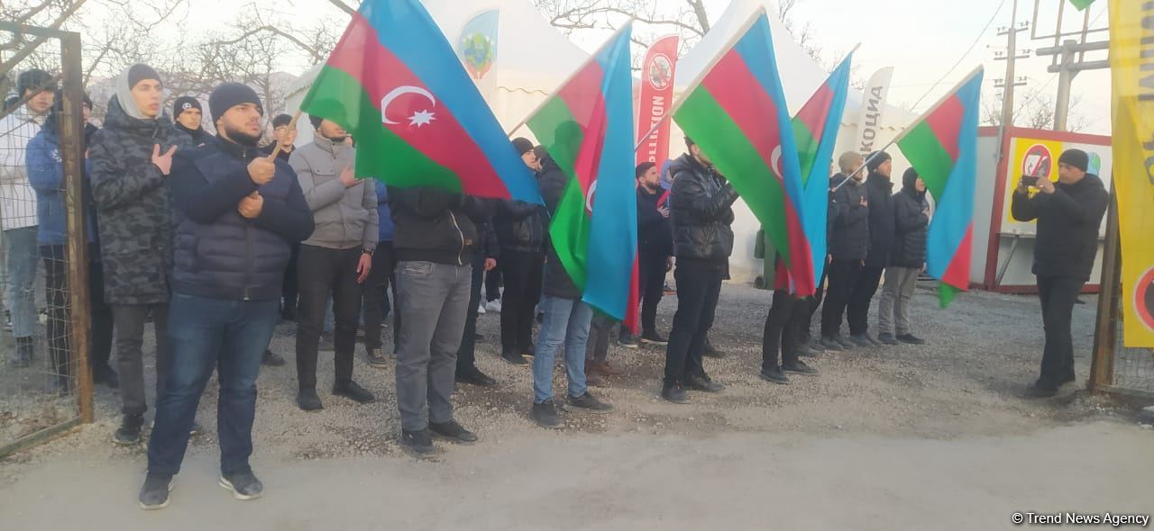 Laçın-Xankəndi yolunda etirazlar 79 gündür davam edir (FOTO)