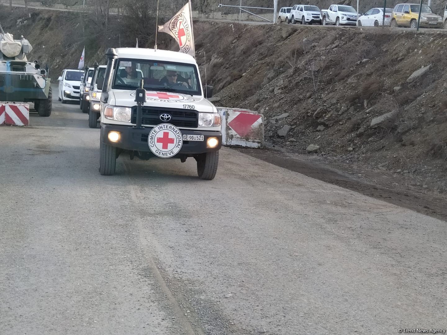 BQXK sözdə humanitar təşkilat olsa da, əməllərində ikili standartlara əsas yer verir - ŞƏRH