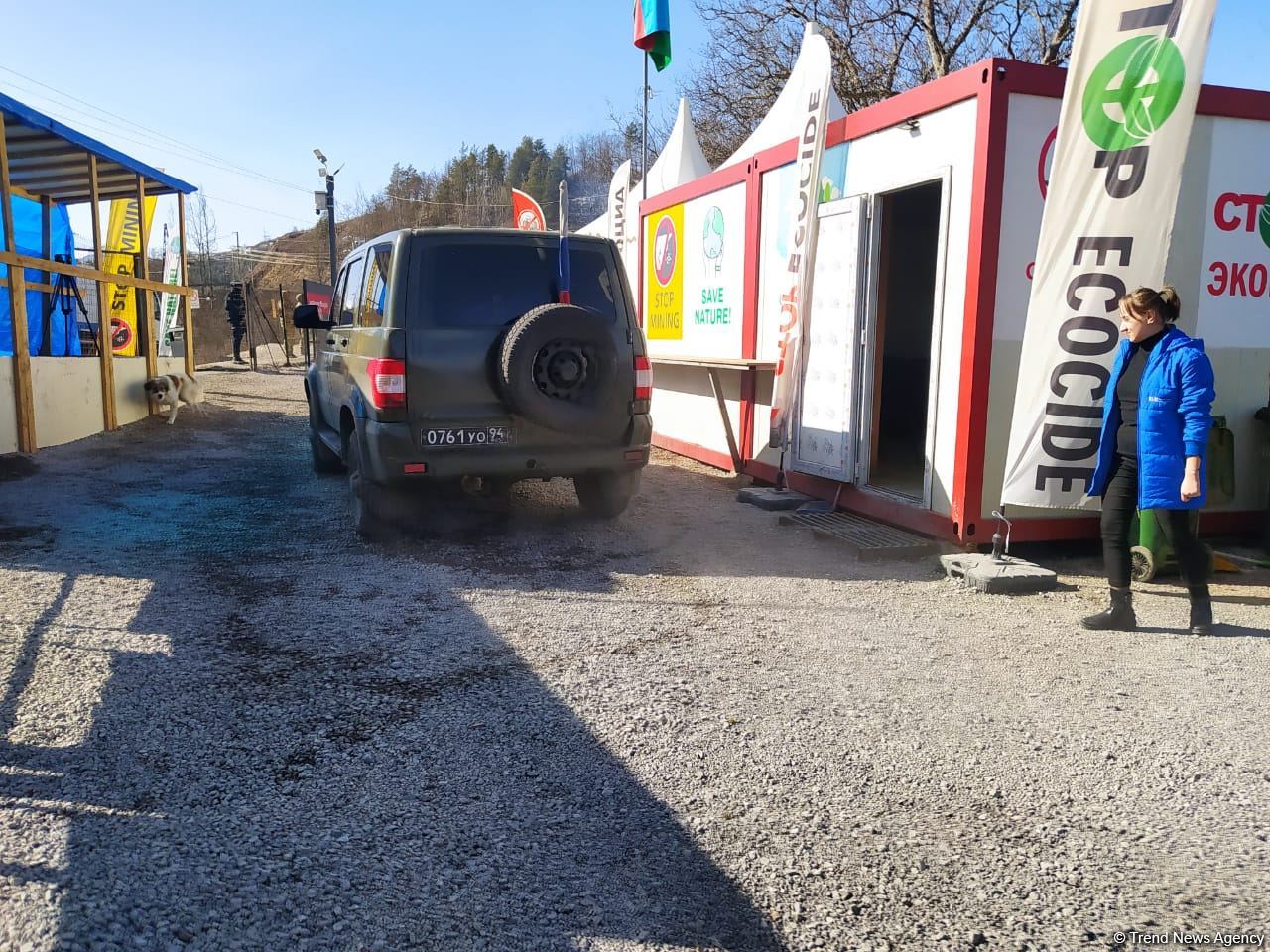 Sülhməramlılara aid 4 avtomobil Laçın yolundan keçib (FOTO)