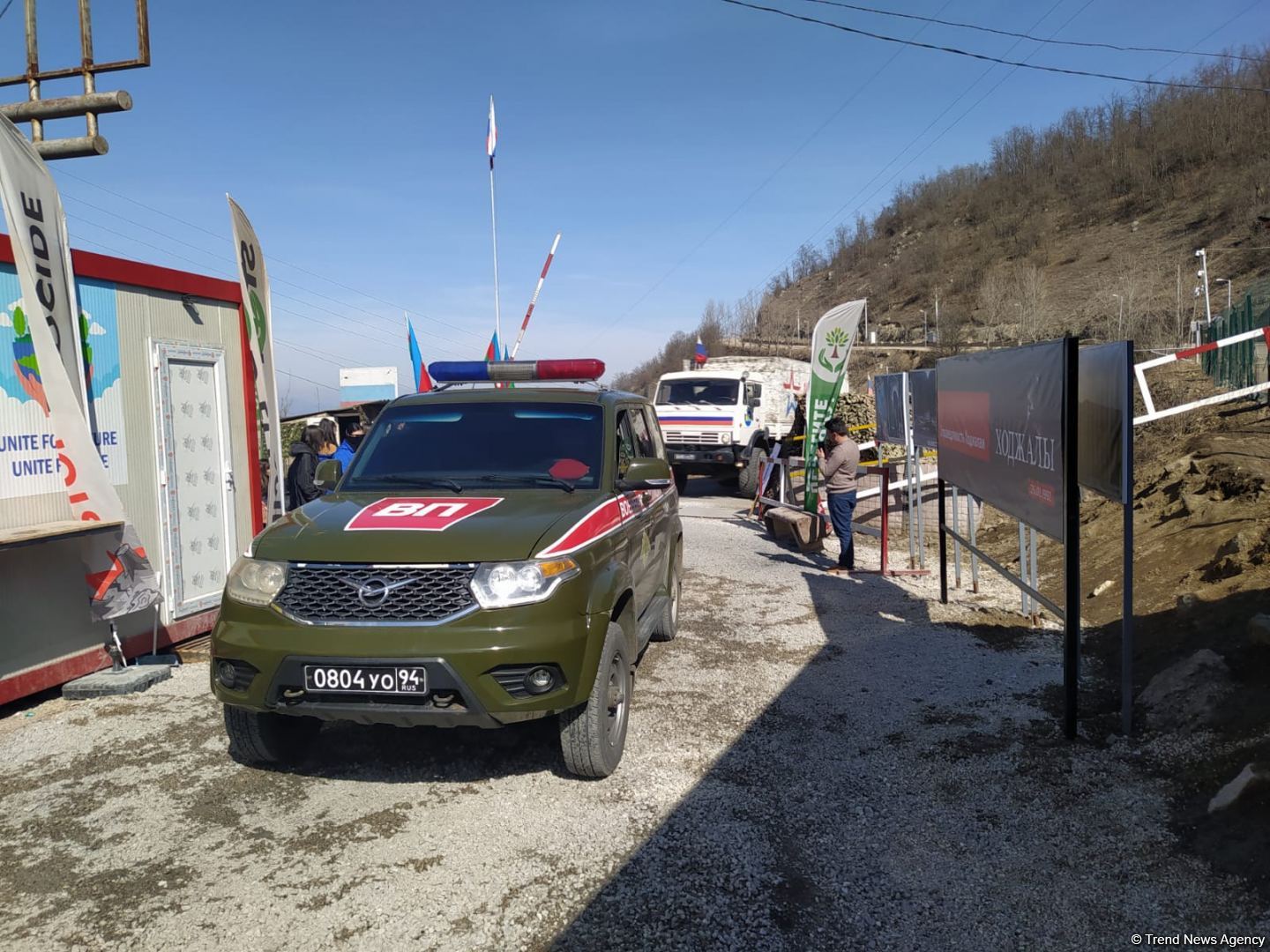 Səhər saatlarından indiyədək sülhməramlılara aid 37 avtomobil Laçın yolundan keçib (FOTO)