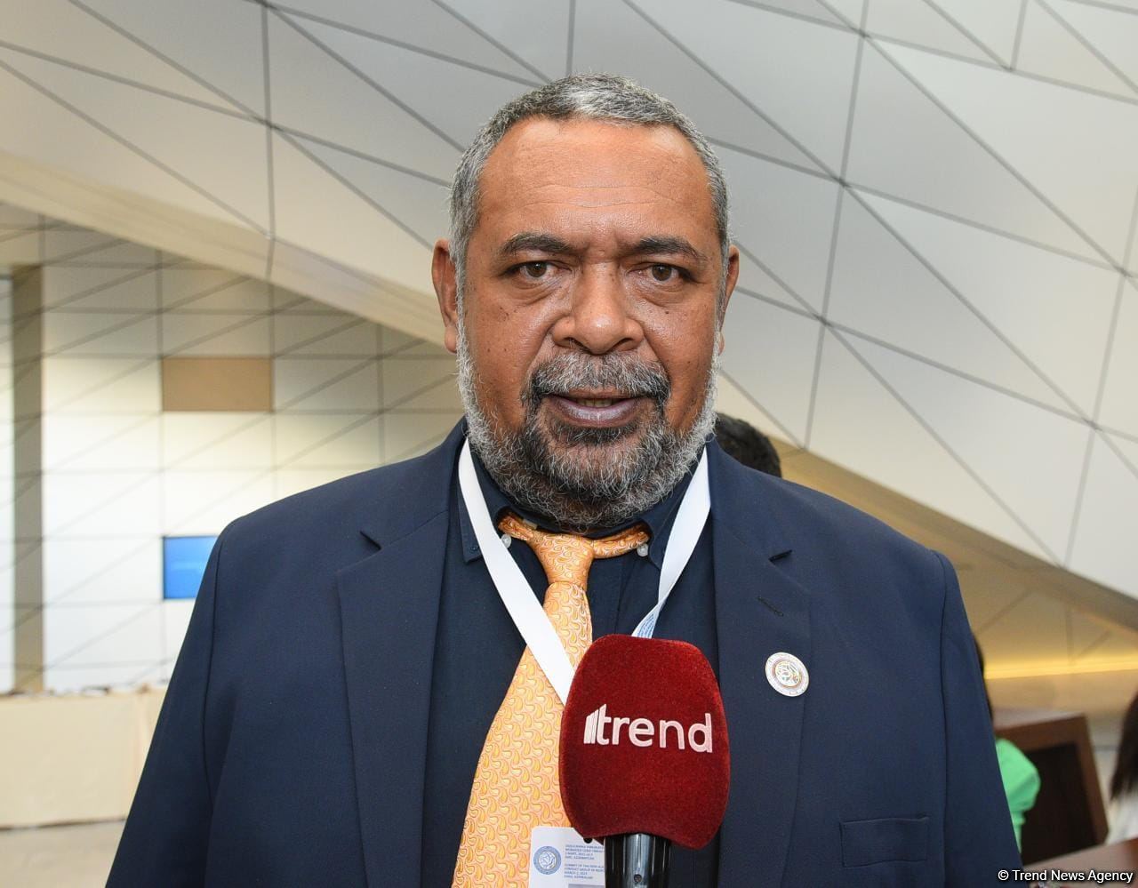 Makronun bugünkü cinayətkar siyasətini dayandırmaq lazımdır - Maykl Forrest