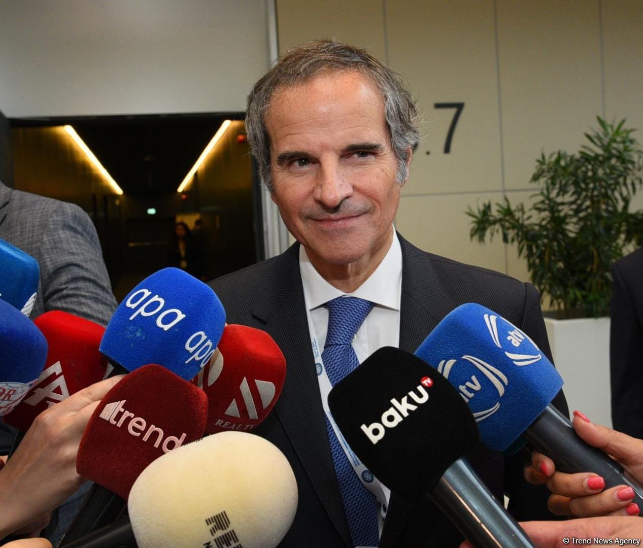 Qrossi Avropa ölkələrinə nüvə silahı ilə bağlı xəbərdarlıq edib