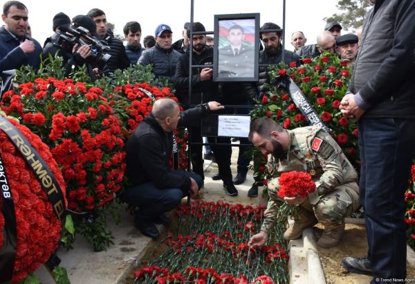 Şəhid Şəhriyar Əlibəyli dəfn olunub (FOTO)